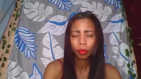 Snapshot of wildah chatting on 06-10-26, 11:13 wildah online show from 06-10-26, 11:13