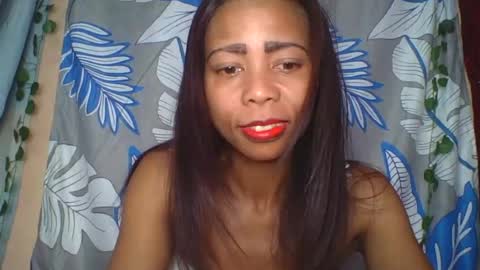 Snapshot of wildah chatting on 06-11-26, 10:52 wildah online show from 06-11-26, 10:52