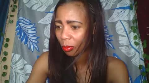 Snapshot of wildah chatting on 06-13-26, 01:36 wildah online show from 06-13-26, 01:36