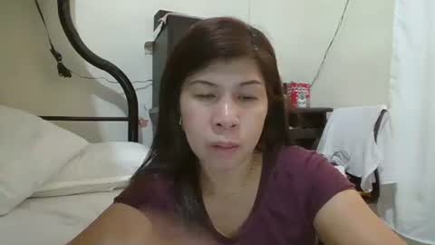 Snapshot of wildbrownchick69 chatting on 02-20-25, 08:39 WildChick online show from 02-20-25, 08:39