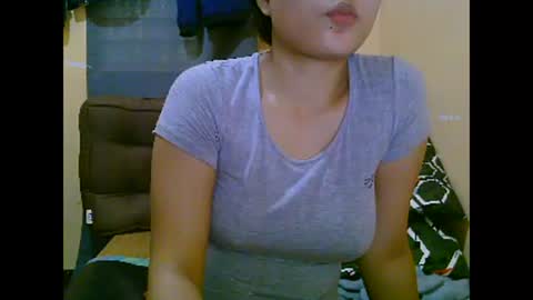 Snapshot of wildcamille chatting on 01-19-25, 02:36 camille online show from 01-19-25, 02:36