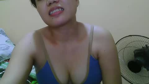 Snapshot of wildcamille chatting on 01-27-25, 03:47 camille online show from 01-27-25, 03:47