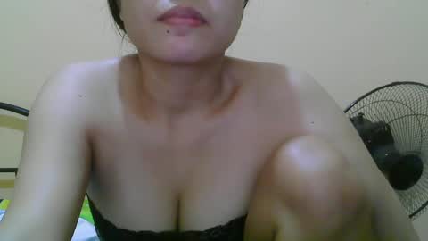 Snapshot of wildcamille chatting on 01-30-25, 03:33 camille online show from 01-30-25, 03:33