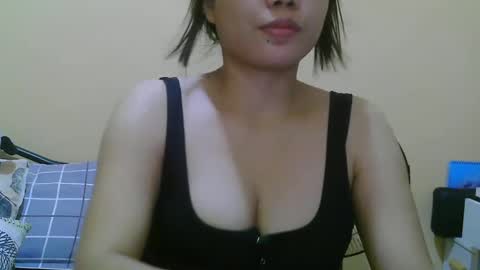 Snapshot of wildcamille chatting on 02-03-25, 03:20 camille online show from 02-03-25, 03:20
