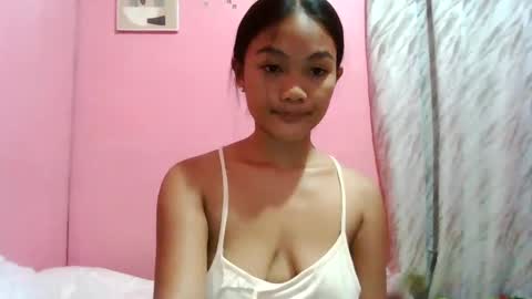 wildchilly_pearl19 online show from 02-24-25, 01:24
