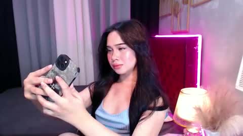 Snapshot of wildestnick chatting on 10-24-25, 08:11 wildestnick online show from 10-24-25, 08:11