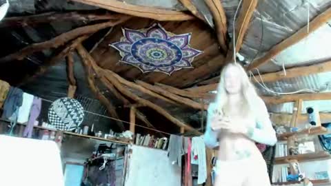 wildforestmuse  twitter online show from 07-26-26, 06:32