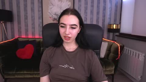 Alena online show from 03-12-25, 01:51