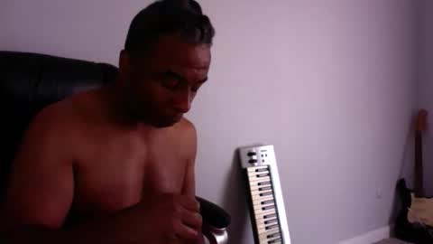 Snapshot of wildnight007 chatting on 05-30-26, 07:11 wildnight007 online show from 05-30-26, 07:11