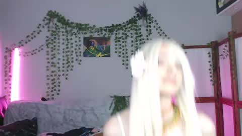 Snapshot of wildorchid_ chatting on 07-15-26, 04:45 Master Kieran hehim online show from 07-15-26, 04:45