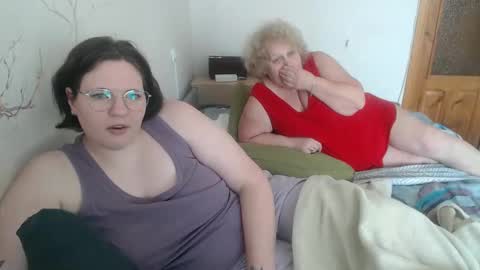 Snapshot of wildpanthers chatting on 02-19-25, 12:22 wildpanthers online show from 02-19-25, 12:22