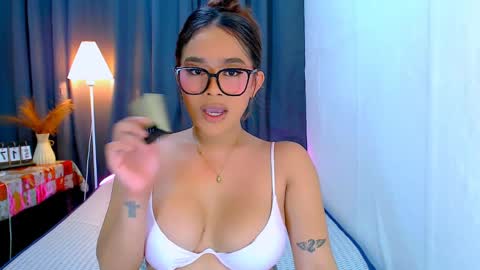 Snapshot of wildsassy0719 chatting on 05-15-26, 07:37 shea online show from 05-15-26, 07:37