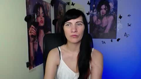 Rosalinda online show from 05-16-26, 06:07