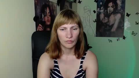Snapshot of wildsoul8 chatting on 06-24-26, 12:26 Rosalinda online show from 06-24-26, 12:26