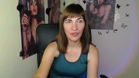 Snapshot of wildsoul8 chatting on 07-25-26, 06:27 Rosalinda online show from 07-25-26, 06:27