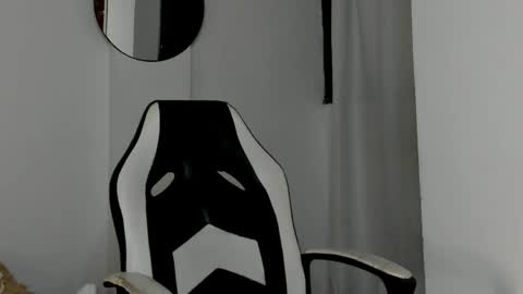 Snapshot of will_ferrari300 chatting on 03-13-26, 04:52 will_ferrari300 online show from 03-13-26, 04:52