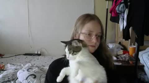 Olivia online show from 07-22-26, 05:10