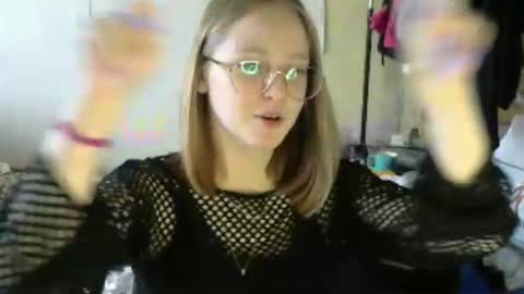 Olivia online show from 07-24-26, 05:27