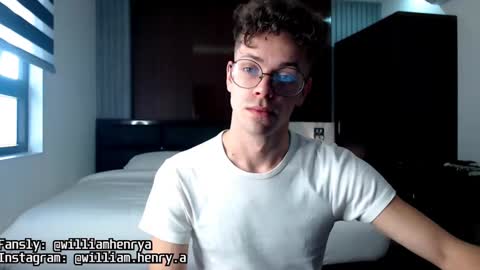 Snapshot of william_henry_a chatting on 01-20-25, 05:59 William online show from 01-20-25, 05:59