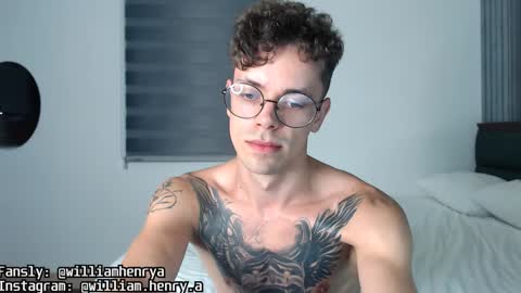 Snapshot of william_henry_a chatting on 01-28-25, 02:31 William online show from 01-28-25, 02:31