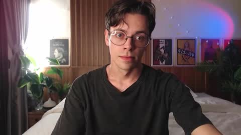 William online show from 02-07-26, 01:48