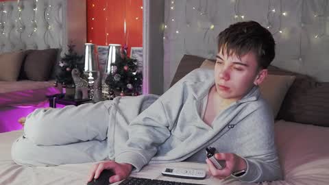 will online show from 12-24-24, 06:00