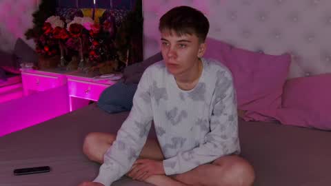 will online show from 01-04-25, 01:21