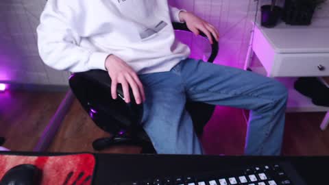 will online show from 01-04-25, 10:45