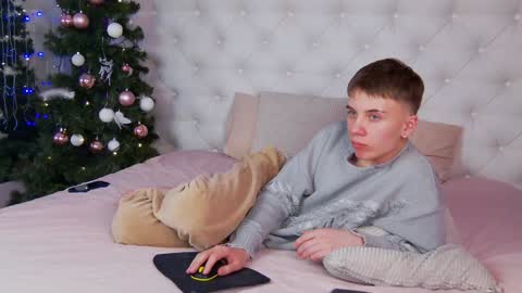 will online show from 01-11-25, 10:19