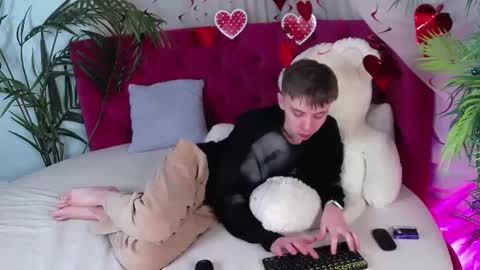 will online show from 02-21-25, 04:40