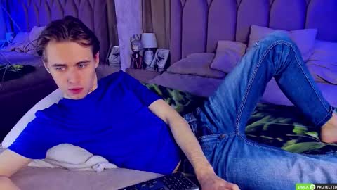 William online show from 11-23-25, 04:23