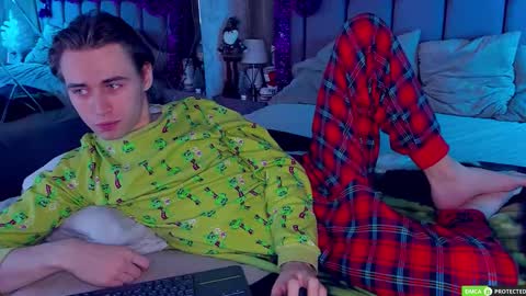 William online show from 12-21-25, 03:02