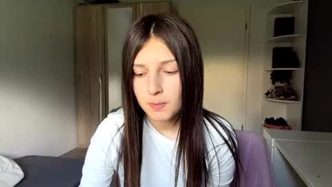 Mari online show from 06-23-26, 07:06