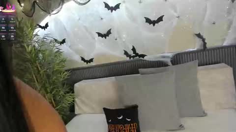 Ms Willow online show from 10-27-25, 11:58