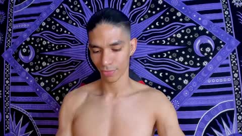 Snapshot of willy_veins chatting on 12-07-24, 03:36 willy_veins online show from 12-07-24, 03:36