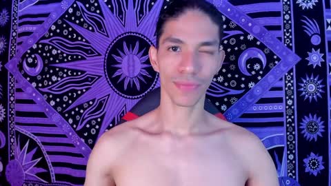 Snapshot of willy_veins chatting on 12-25-24, 08:28 willy_veins online show from 12-25-24, 08:28