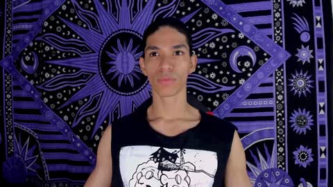 Snapshot of willy_veins chatting on 01-04-25, 11:00 willy_veins online show from 01-04-25, 11:00