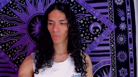 Snapshot of willy_veins chatting on 01-05-25, 04:48 willy_veins online show from 01-05-25, 04:48