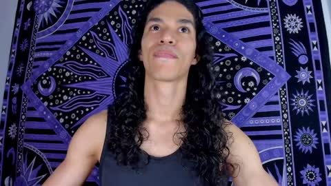 Snapshot of willy_veins chatting on 01-24-25, 11:45 willy_veins online show from 01-24-25, 11:45