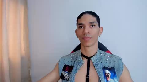 Snapshot of willy_veins chatting on 03-04-25, 06:07 willy_veins online show from 03-04-25, 06:07