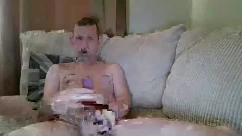willyc69 online show from 06-15-26, 07:43
