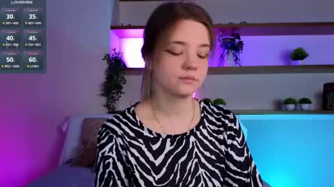 Mary online show from 06-07-26, 03:27