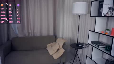 Snapshot of wiloneellett chatting on 10-14-25, 04:41 My name is Mia online show from 10-14-25, 04:41