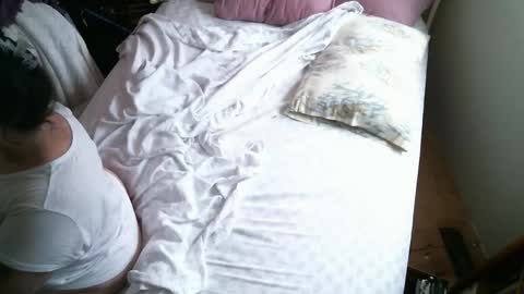 Snapshot of winnieatplay chatting on 02-15-26, 03:42 Winnie online show from 02-15-26, 03:42