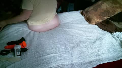 Snapshot of winnieatplay chatting on 02-23-26, 05:21 Winnie online show from 02-23-26, 05:21