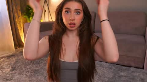 Snapshot of winnieriedesel chatting on 04-08-26, 03:50 Lillian online show from 04-08-26, 03:50