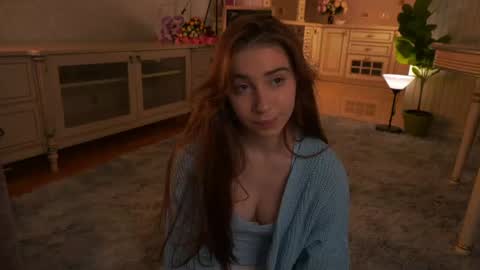 Lillian online show from 04-15-26, 03:24