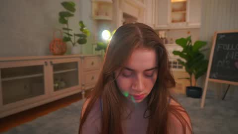 Lillian online show from 05-20-26, 03:13