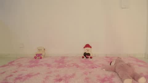 Winnifer Gonzalez  online show from 06-23-26, 11:58