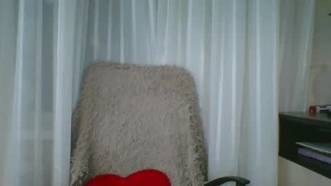 Emma  online show from 04-12-26, 10:48